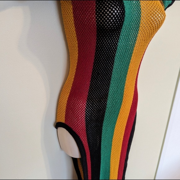 Crochet knit mesh Rasta dress small/medium - Picture 5 of 12